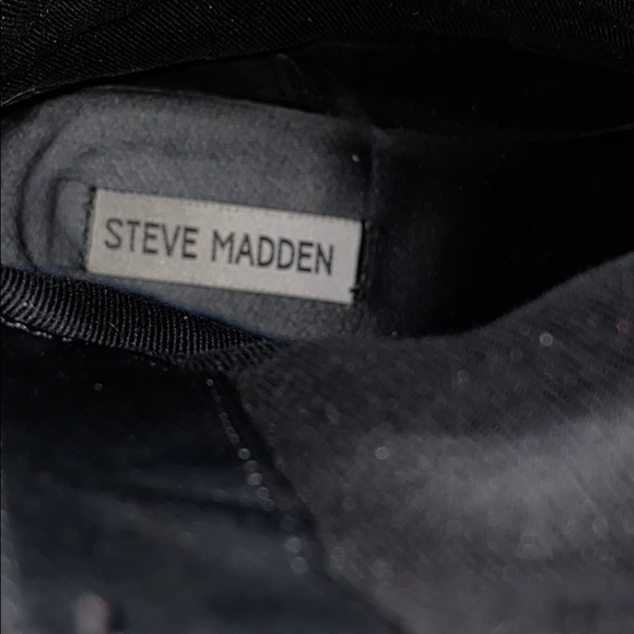 Steve Madden Black Ankle Riding Buckle Boots Sz 8 - Picture 7 of 7